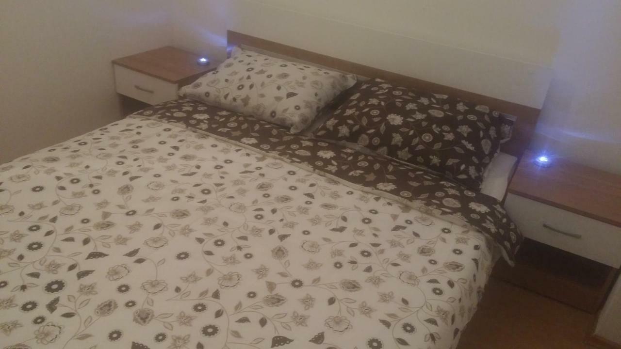 Deni09 Διαμέρισμα Pomer Εξωτερικό φωτογραφία