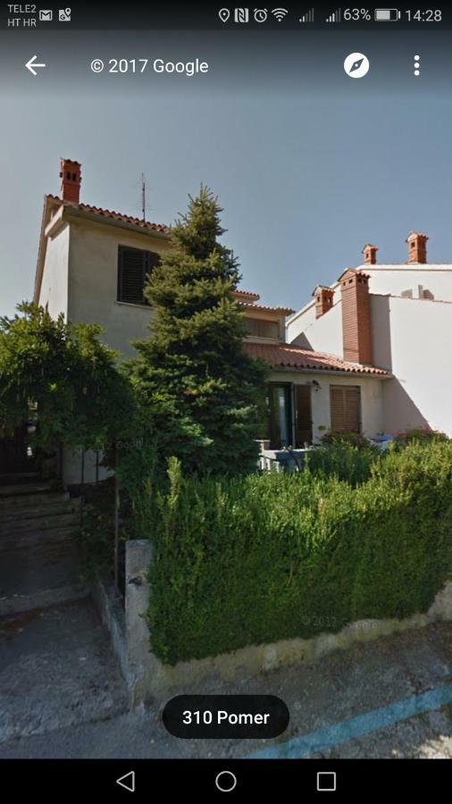Deni09 Διαμέρισμα Pomer Εξωτερικό φωτογραφία